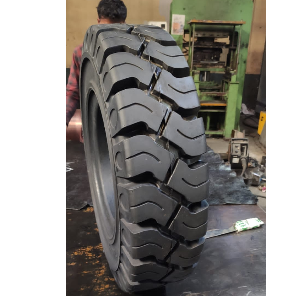 Buy solid Forklift tires now